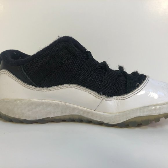 Air Jordan Retro XI 11 Low Tuxedo 2013 505836-110 Black/White Toddler 9C No Box - Picture 7 of 9